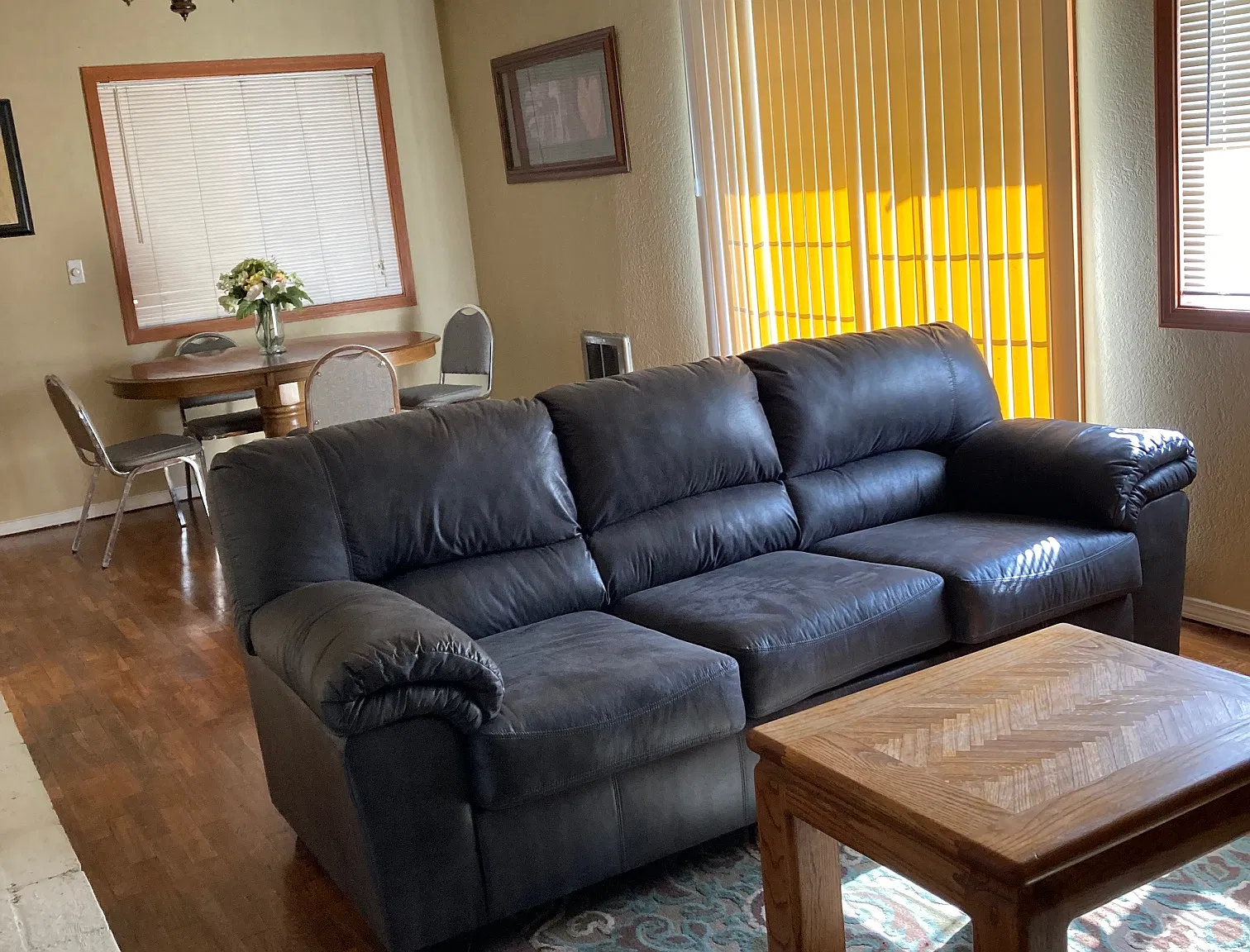 2 bed, 1100 sqft, $2,295 — Photo 2