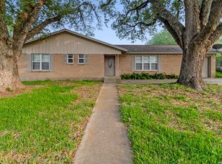 1410 ORIOLE LN, Beeville, TX 78102