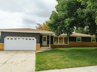 2157 W Henry Ave, Milwaukee, WI 53221