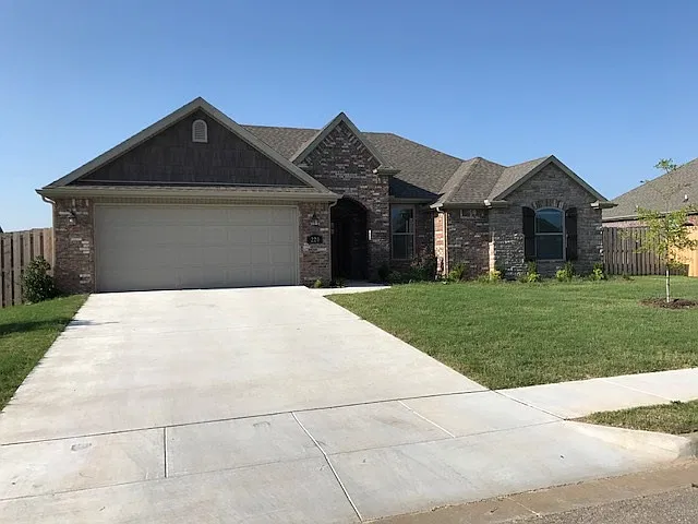 220 Genoa Way - 1 — Photo 1
