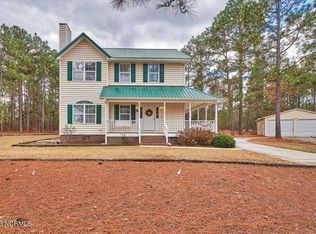 101 Pickett Cir, Vass, NC 28394