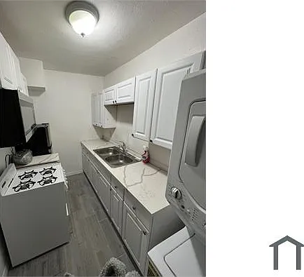 110 E Fredricks St #B — Photo 7