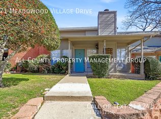 1471 Meadowood Village Dr, Fort Worth, TX 76120