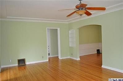 4th image of 3841 York Blvd