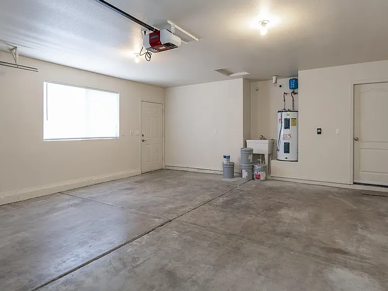 7851 E Marigold Ln — Photo 18