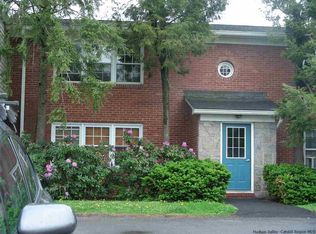74 Huguenot St, New paltz, NY 12561