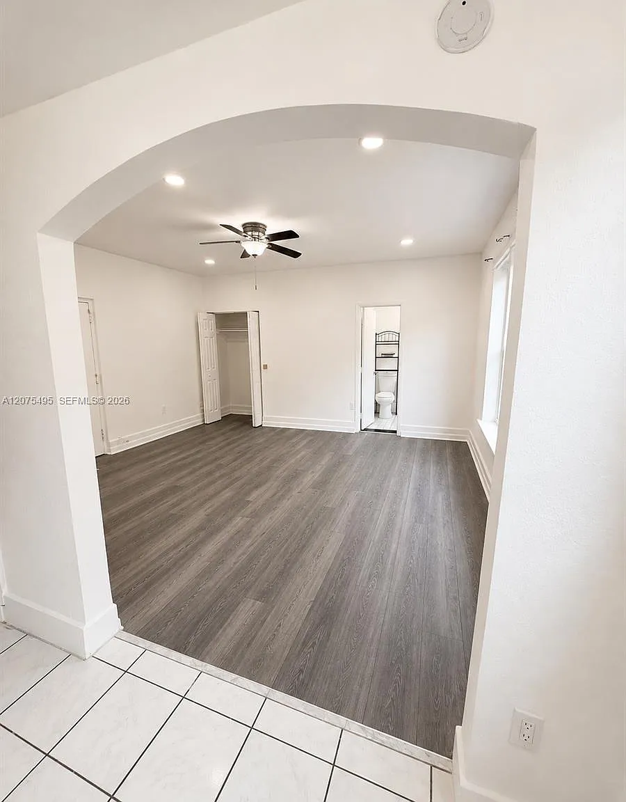 Park Front Condo — Photo 4