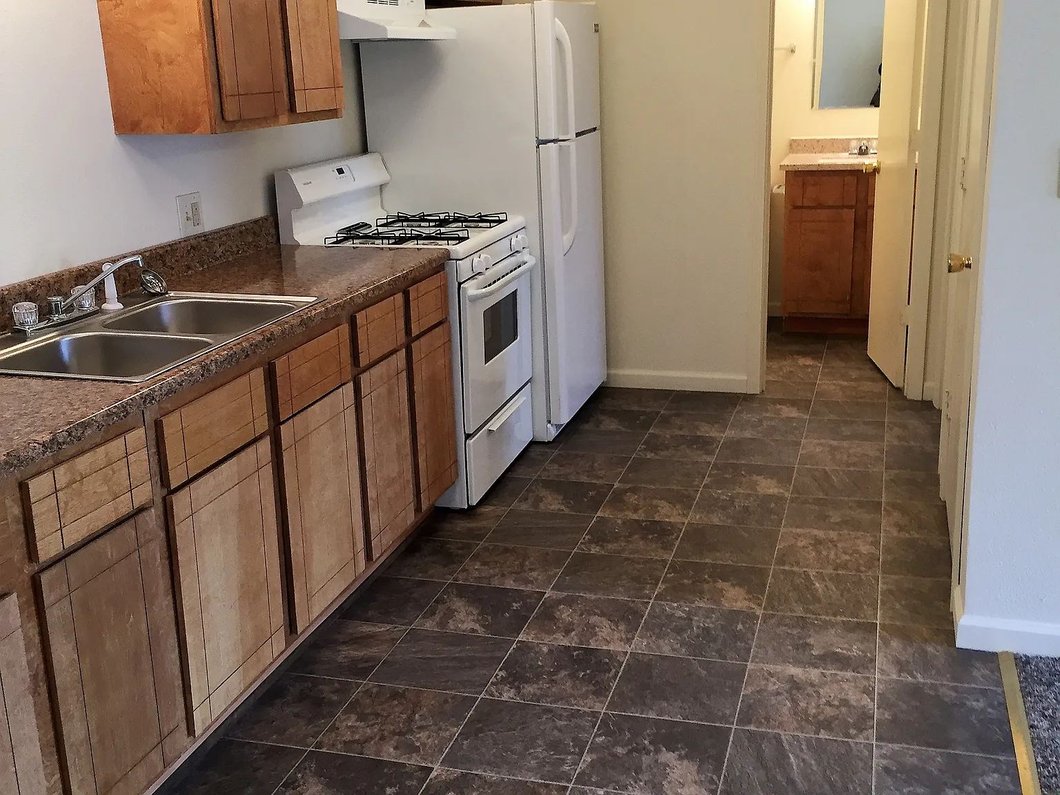 1 bed, 500 sqft, $725 — Photo 1