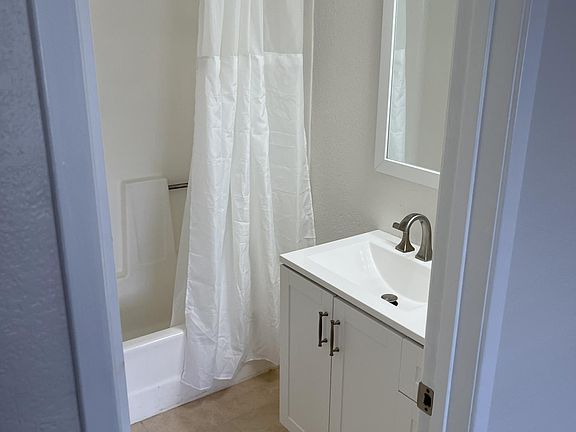 2nd image of 28611 Calle Del Lago APT B