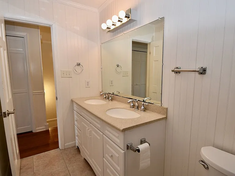 2407 Whaler Ct — Photo 36