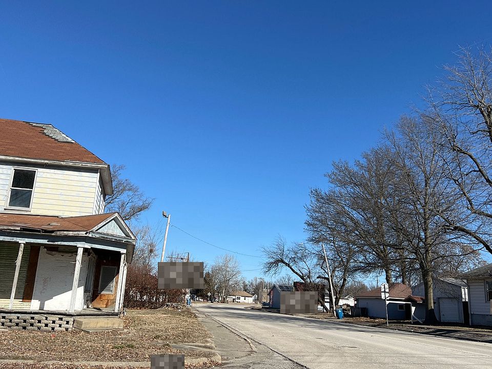 160 N Commercial St, Centralia, IL 62801 Zillow