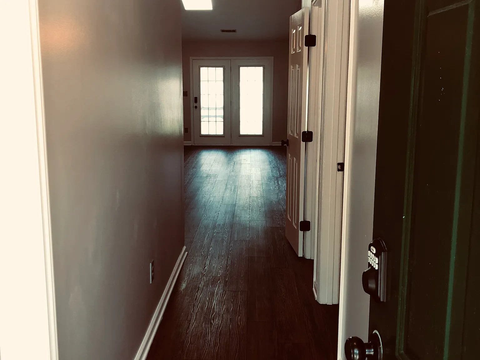 2 bed, 1092 sqft, $1,800 — Photo 2