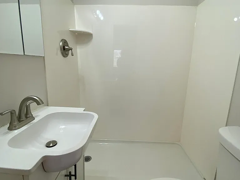 1513 W Taylor St #A — Photo 8
