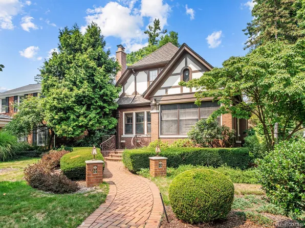 787 Ridgedale Ave, Birmingham, MI 48009