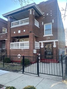 6330 S Artesian Ave, Chicago, IL, 60629