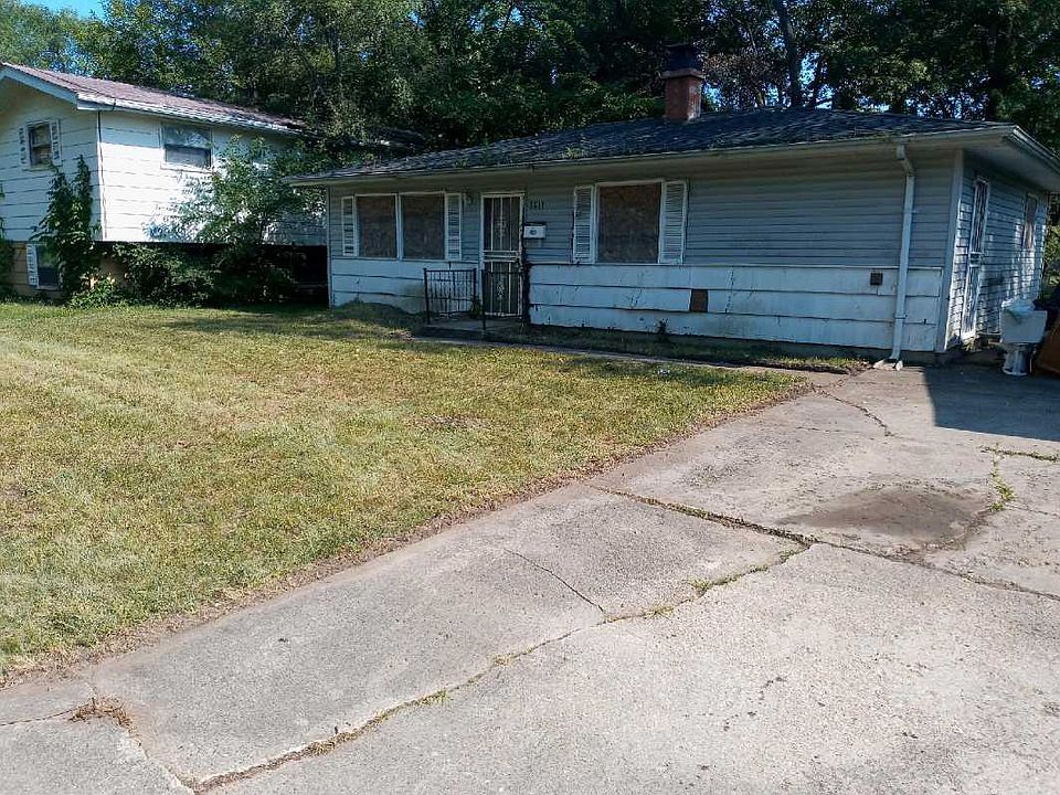 1st image of 1411 E 51st Ave