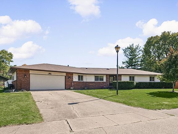 2nd image of 304 Carrie Ave