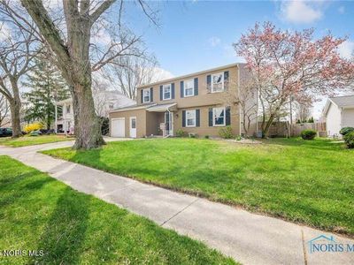 1228 Eastland Dr, Oregon, OH, 43616