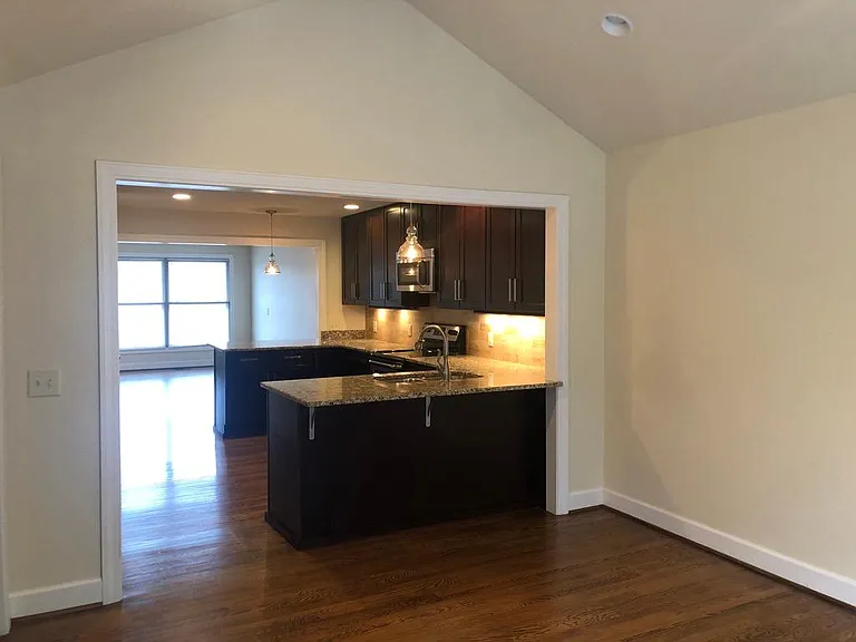 502 Lancaster Ave #A — Photo 8