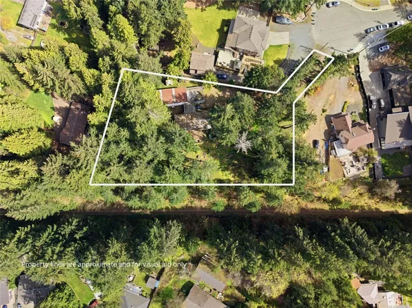 69 Lake Pl, Nanaimo, BC V9T 5S1
