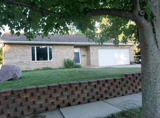 767 Taylor St, Chelsea, MI 48118