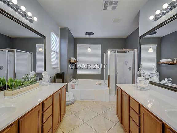 4th image of 8417 Orly Ave