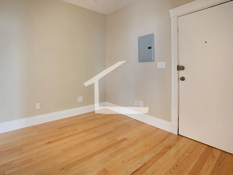 1101 Boylston St #52 — Photo 2