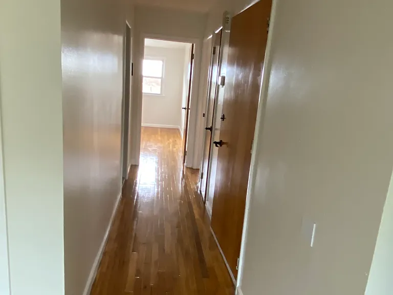 2 Oakville St #3 — Photo 8
