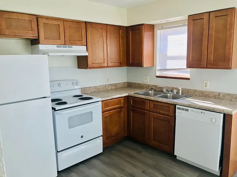 236 E Buena Vista St #B — Photo 5