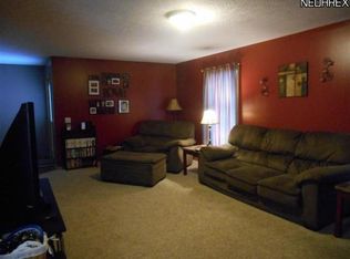 8039 Wisner St NE, Canton, OH 44721