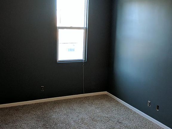 5th image of 119 2nd St #4