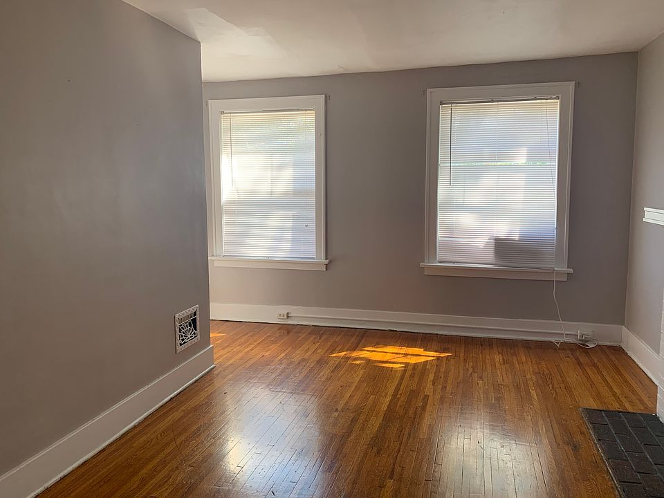 1st image of 4101 Dewey Ave #A