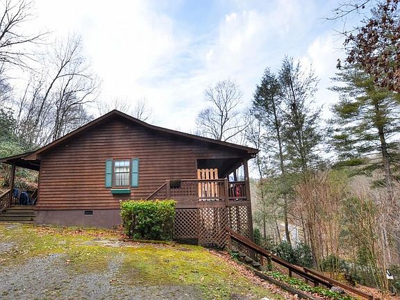 2nd image of 54 Ivy Ridge Cir
