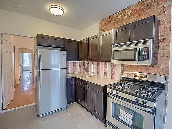 217 Hull Street 1R image 1 of 9