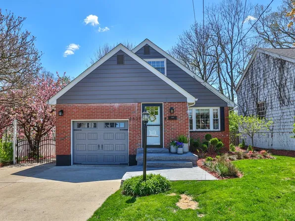 2537 Moundview Dr, Cincinnati, OH 45212