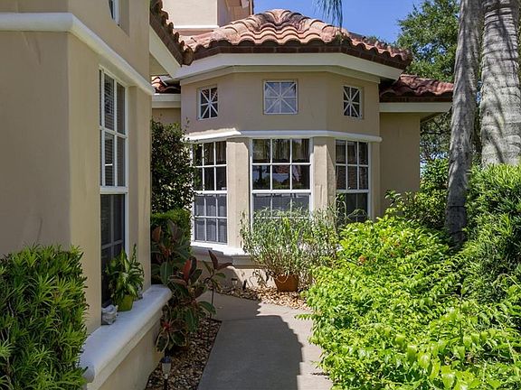 2nd image of 4872 N Newport Island Dr