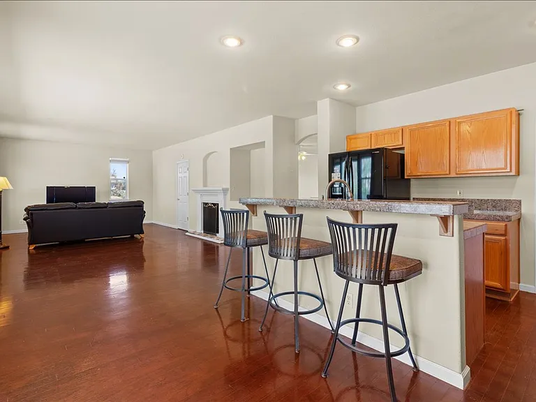 3420 Long Dr — Photo 8