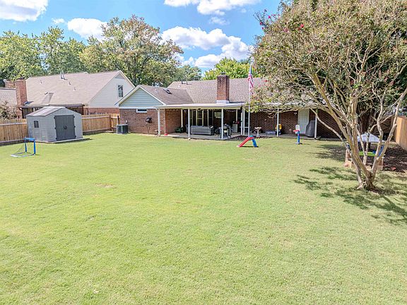 2nd image of 3530 Morning Dew Ln