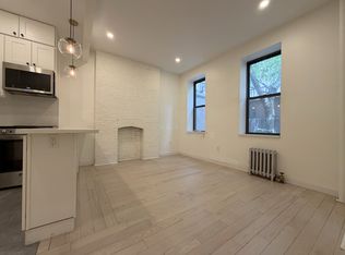 211 E 11th St #7, New York, NY 10003