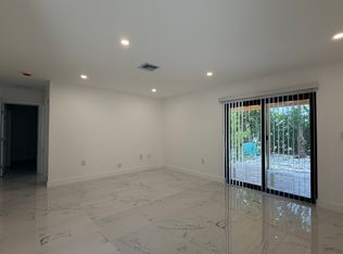 2043 SW 89th Ave #2043, Miami, FL 33165