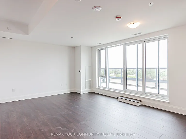 700 Sheppard Ave W #905 — Photo 8