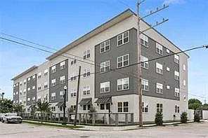 2100 Saint Thomas St #104 — Photo 1