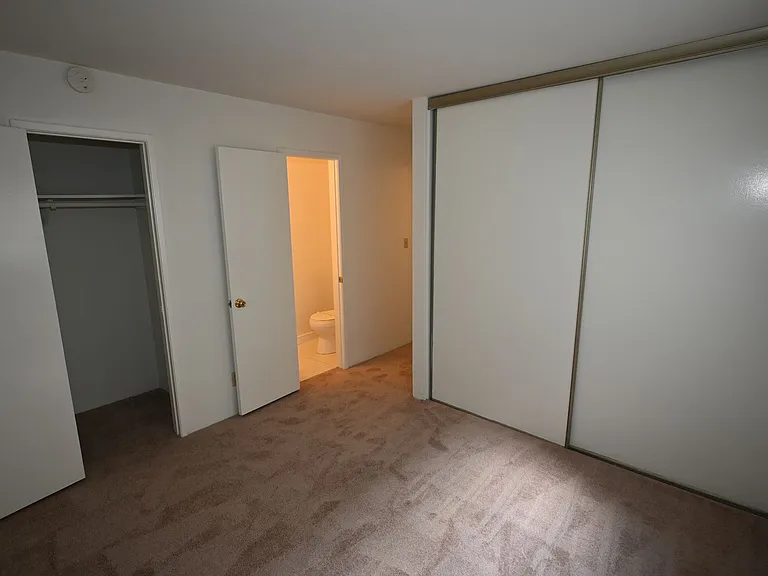 MAR812 — Photo 13