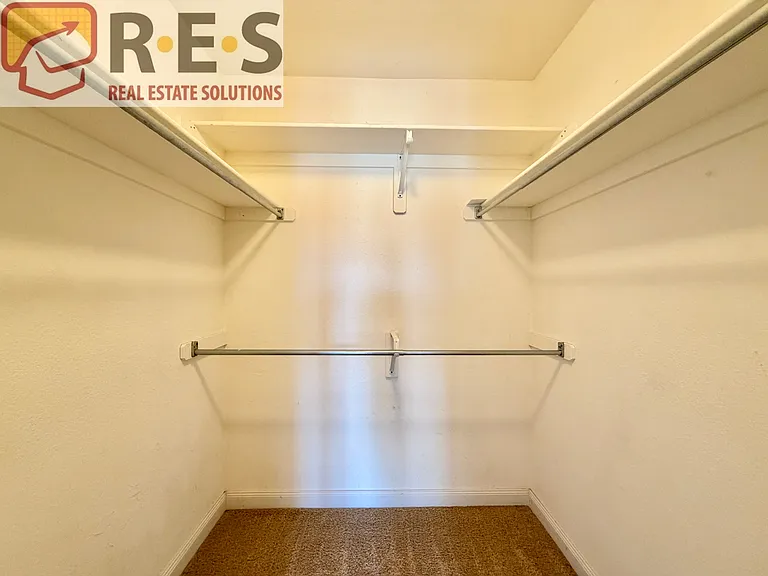 1631 S Deframe St #B8 — Photo 11