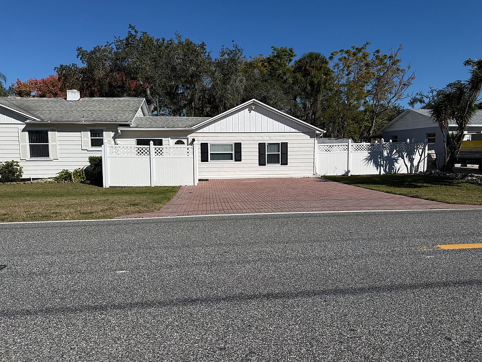 1st image of 15000 Dayton Dr