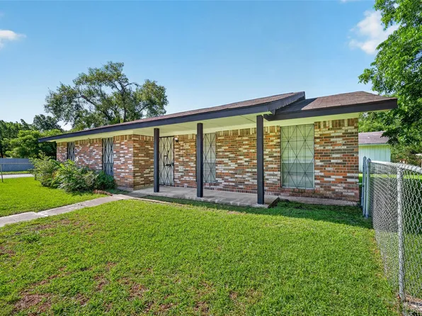 8158 Detroit St, Houston, TX 77017