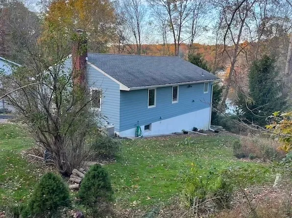 47 Alder Ter, Sussex, NJ 07461