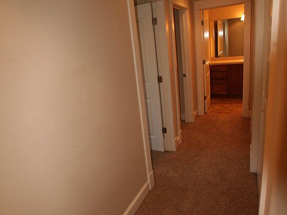 5th image of 1133 N 14th St APT 106