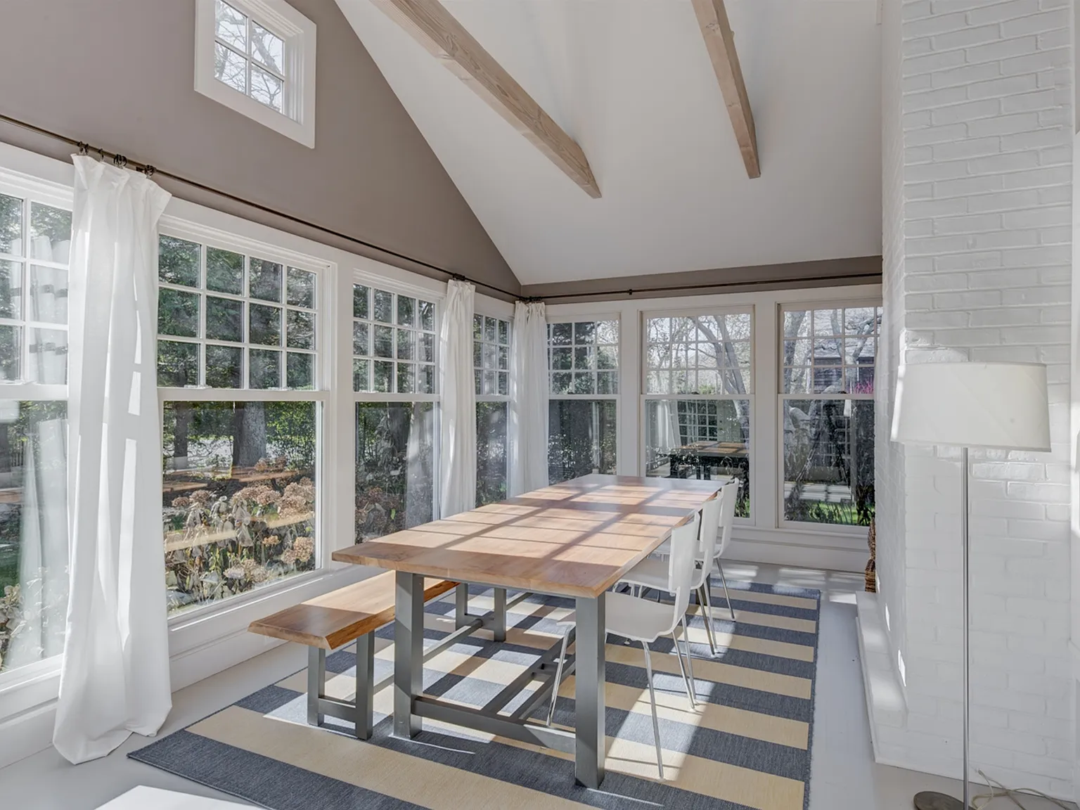 Charming Summer Rental Near East Hampton Village — Photo 4
