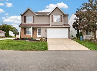 1115 Oxford Cir, Akron, OH 44312
